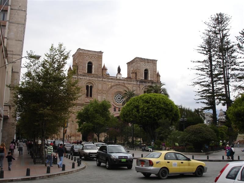 Catedral de la Inmaculada Concepción de Cuenca, Ecuador