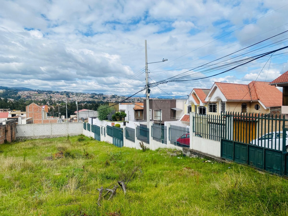 Terreno Misicata — 1,070 m² con 54m de frente