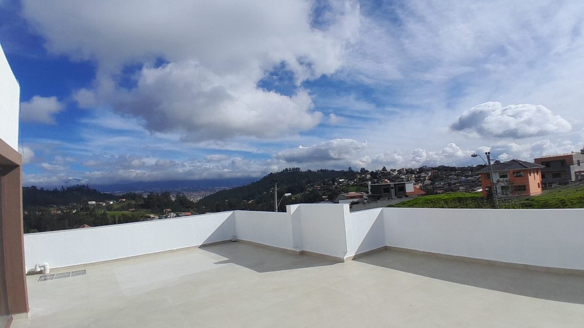 Casa Chilcapamba, Cuenca — Terraza de la casa