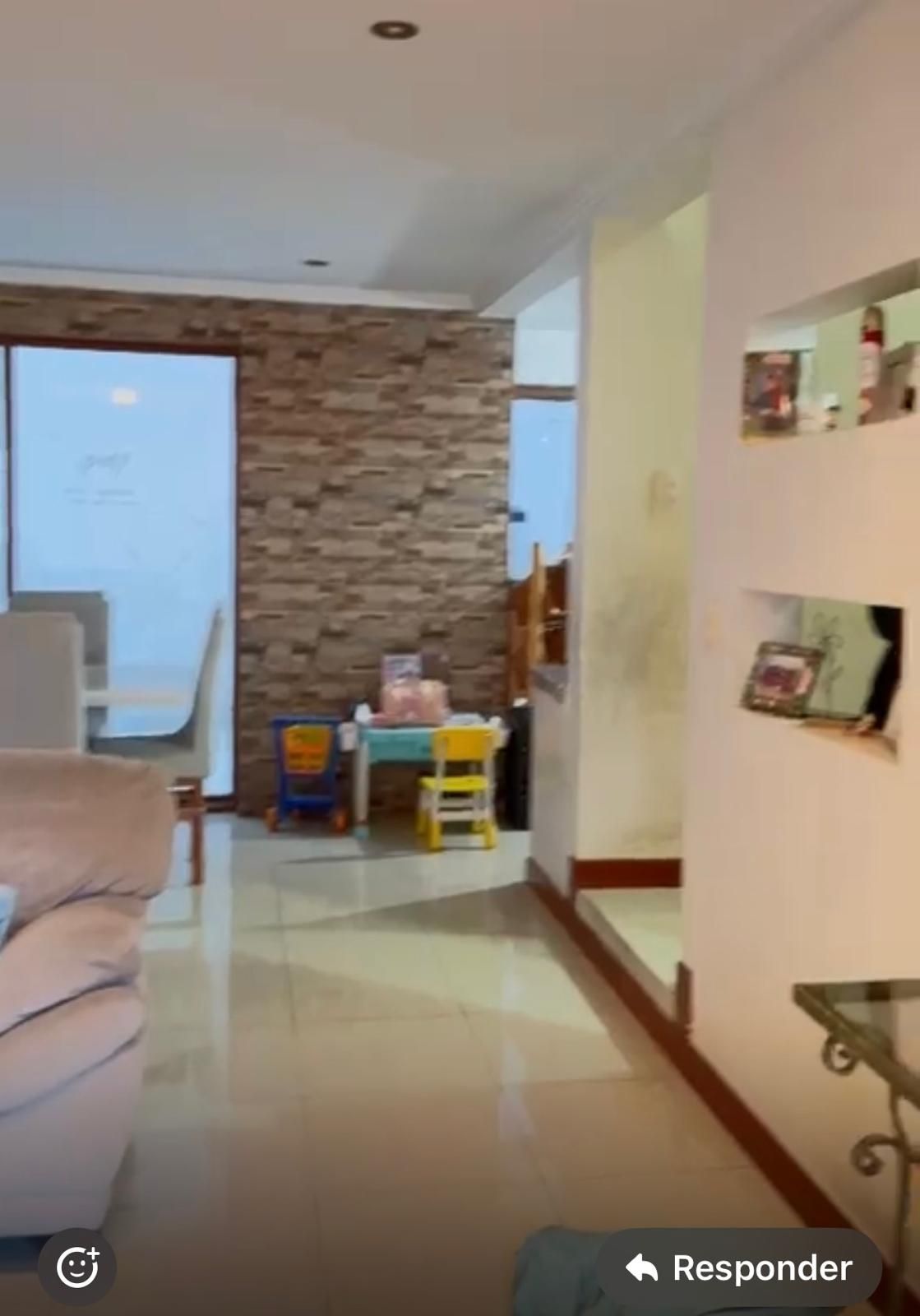 Dormitorio de la villa en Yanuncay, Cuenca