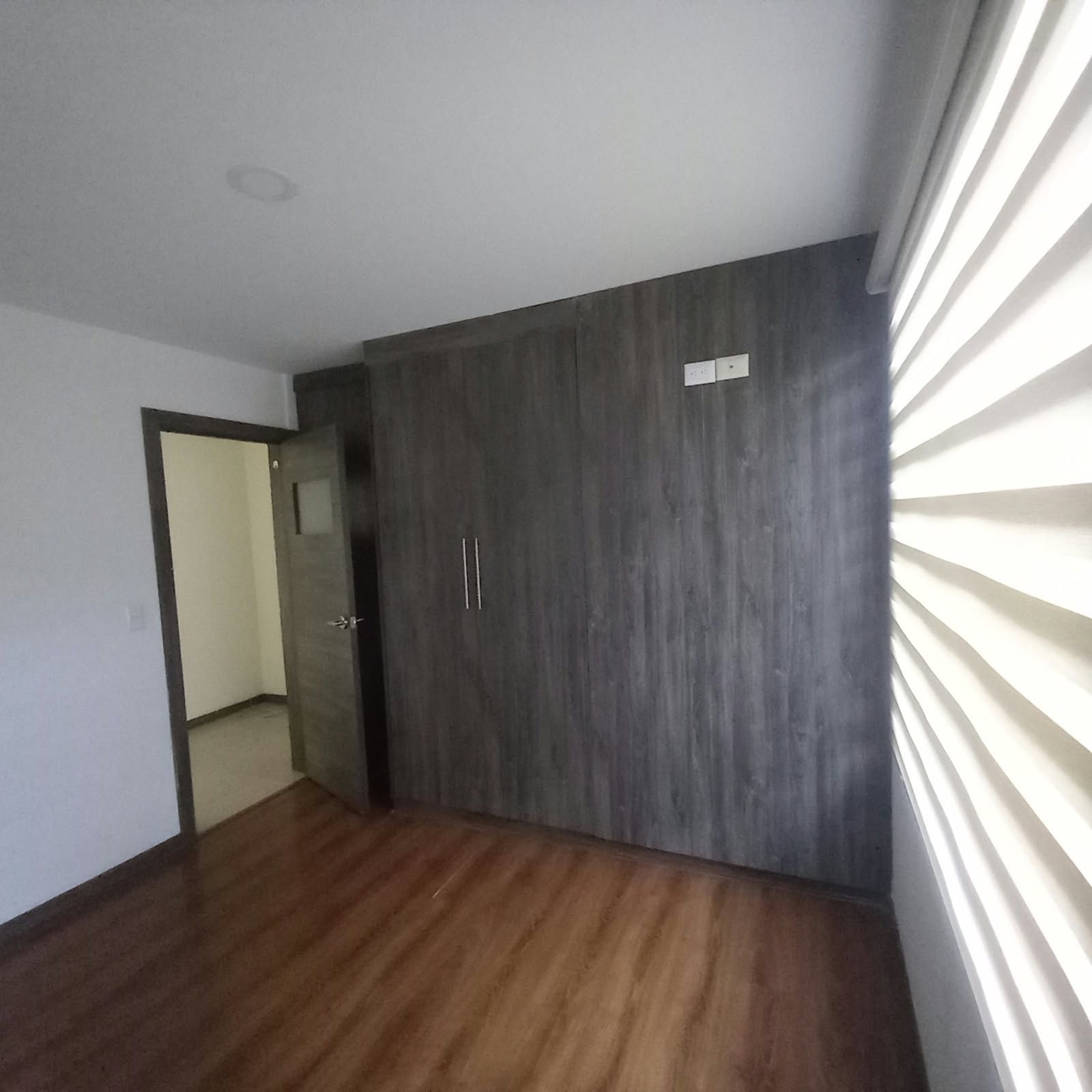 Dormitorio del edificio rentable en Cuenca
