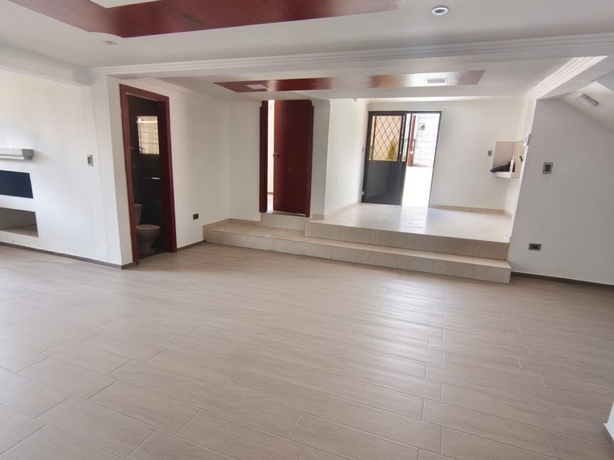 Villa Misicata, Cuenca — Sala — ambiente social
